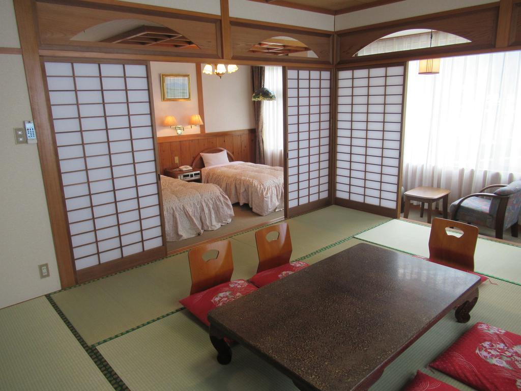 Amagase Onsen Hotel Suikoen Хита Экстерьер фото