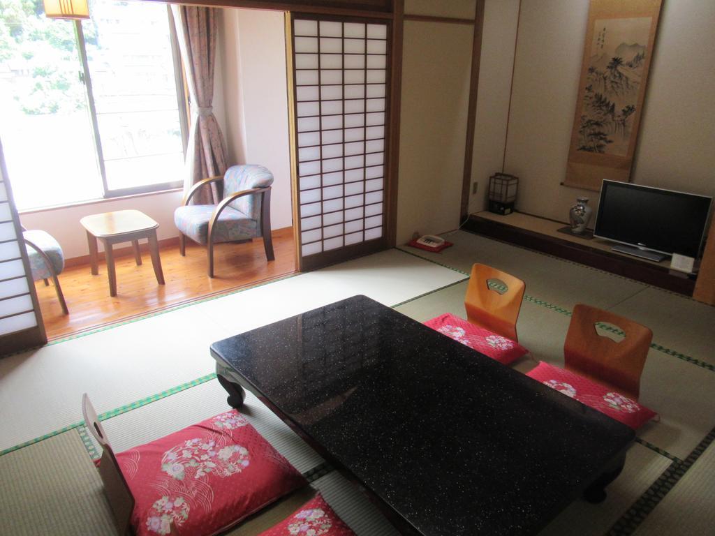 Amagase Onsen Hotel Suikoen Хита Экстерьер фото