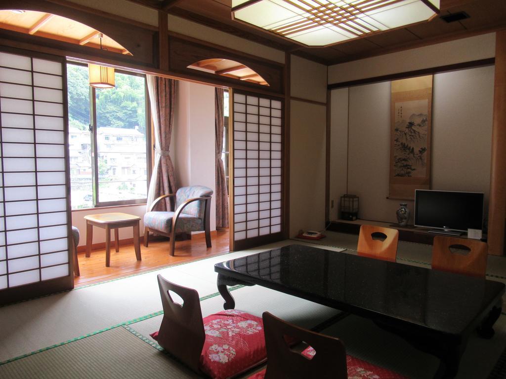 Amagase Onsen Hotel Suikoen Хита Экстерьер фото