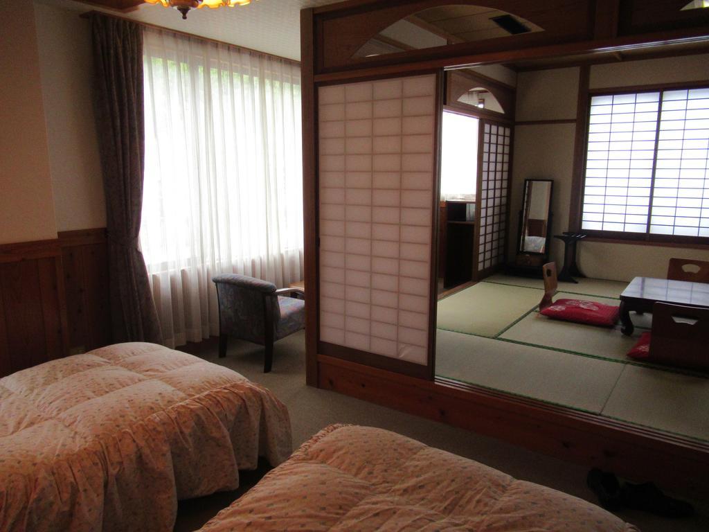 Amagase Onsen Hotel Suikoen Хита Экстерьер фото