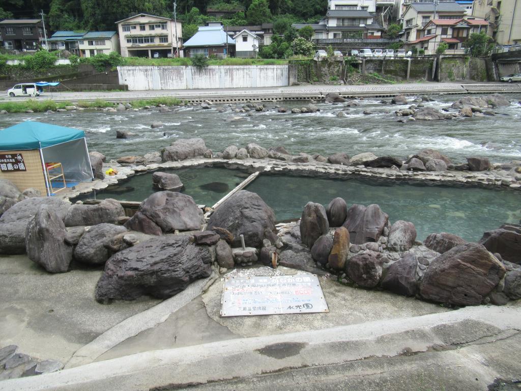 Amagase Onsen Hotel Suikoen Хита Экстерьер фото